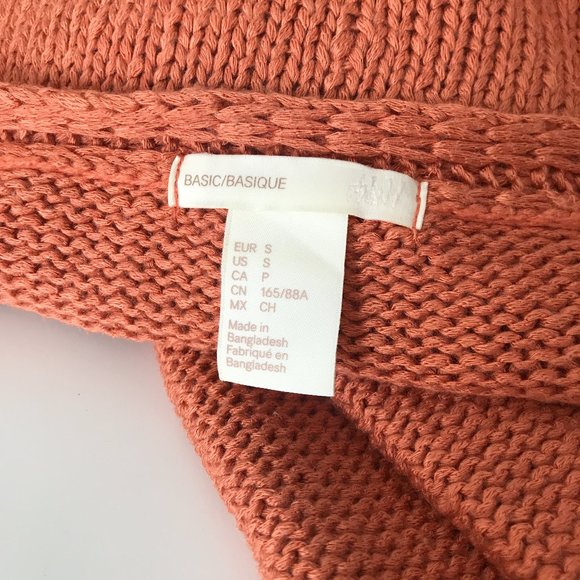 H&M Knitted Burnt Orange V-Neck Sweater - Picture 8 of 8